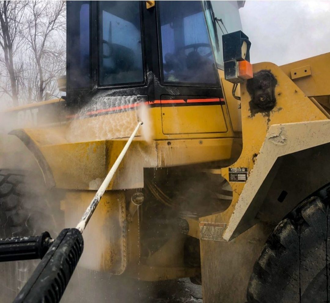 Heavy Equipment cleaning